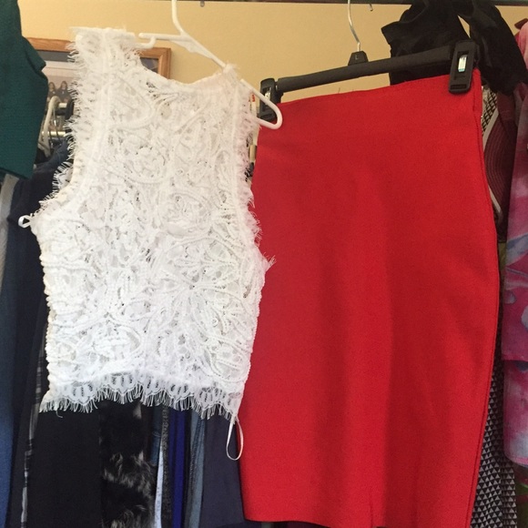 Bandage skirt + top 20% off when bundled!!