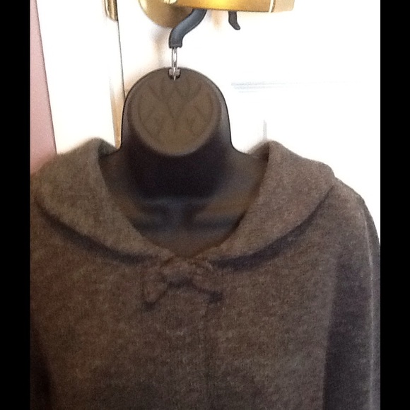 Vintage Cardigan w/3/4 sleeves - Picture 4 of 4