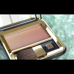 Limited Edition EL Nude Nuance