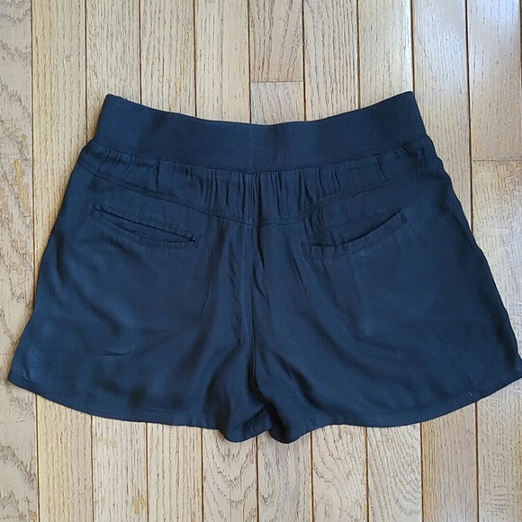 Volcom "Treble Maker Short" - Picture 2 of 4