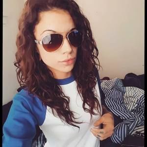 Meet your Posher, Leanne