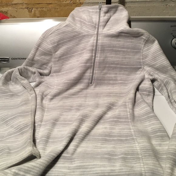 Old Navy Pullover fleece