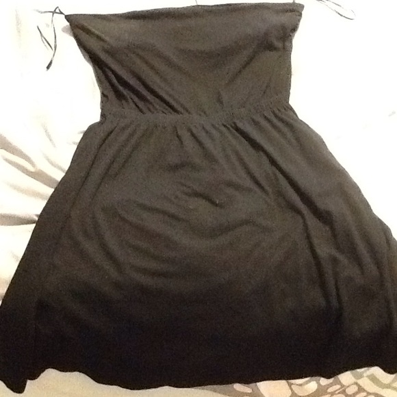Black strapless dress