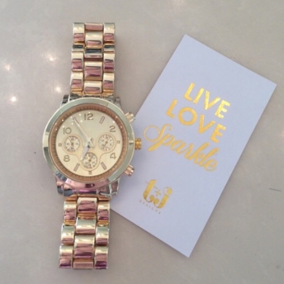 🔹FINAL $🔹 NEW! Classic Gold link watch