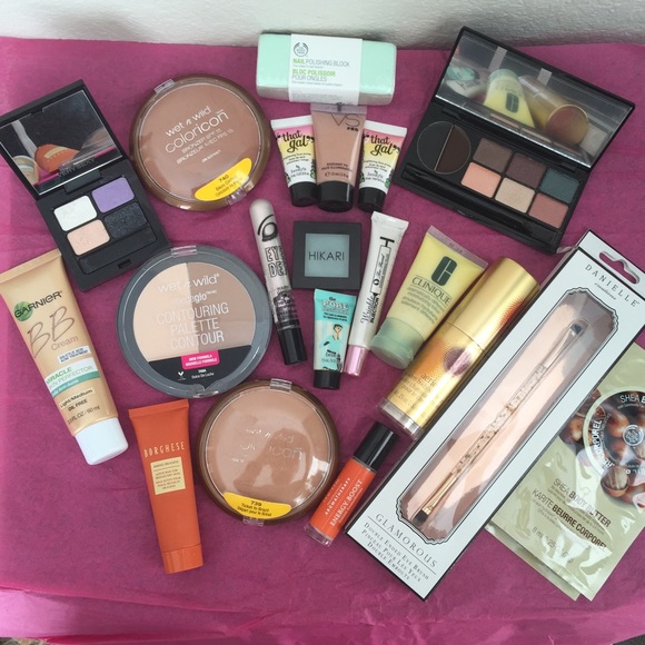 Makeup bundle