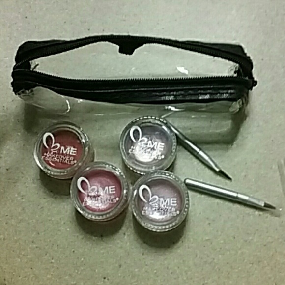 Me makeover essentials - Picture 2 of 3