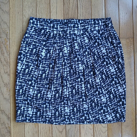 ♦ 3 for $15 Blue Printed Skirt - Picture 1 of 5