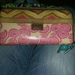 Fossil wallet