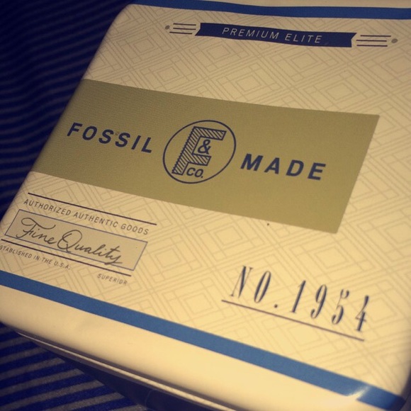 FOSSIL Watch / GOLD - Picture 3 of 3