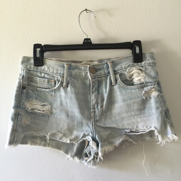 Abercrombie high waisted shorts light washed