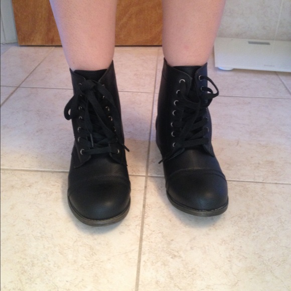 Rampage Combat Boots - Picture 2 of 4