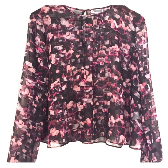 Sheer graphic floral!