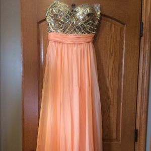 Prom dress