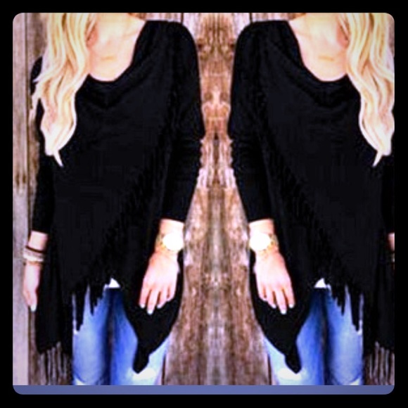 Black fringe top!