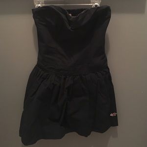Strapless navy Hollister dress