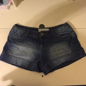 Maurice's shorts