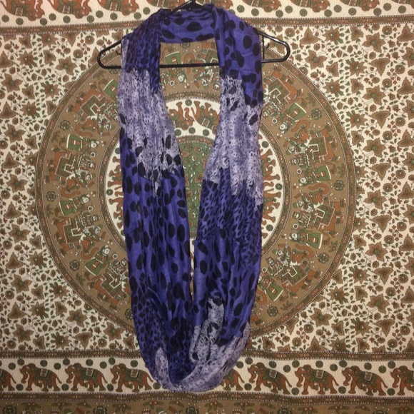 Infinity scarf