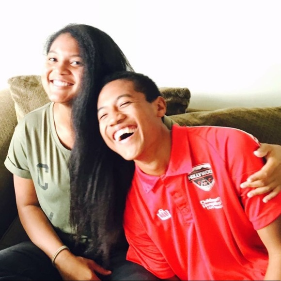 Meet your seller/buyer! 💕 - Picture 4 of 8