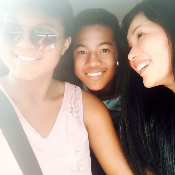 Meet your seller/buyer! 💕 - Picture 3 of 8