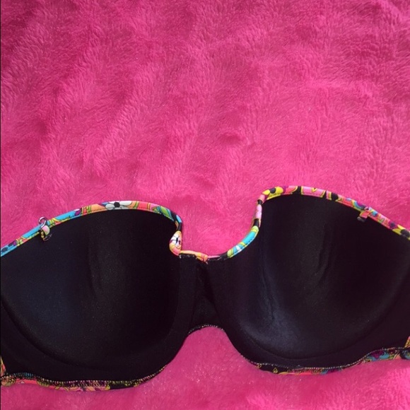 Victoria's Secret push up bikini top 34D - Picture 4 of 4