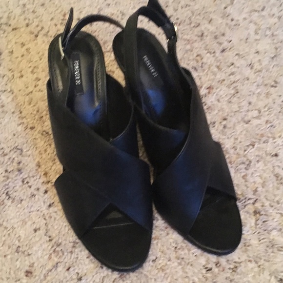 Black heels! Forever 21