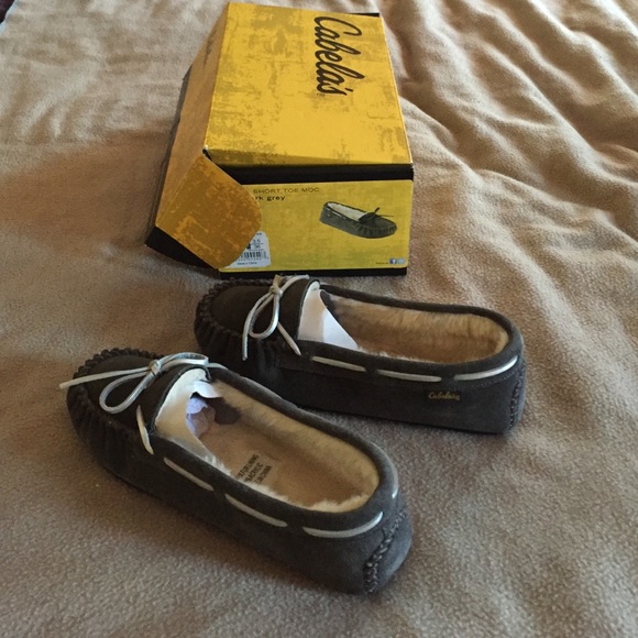 Cabelas moccasins