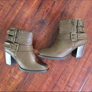 Cathy Jean light brown heeled booties