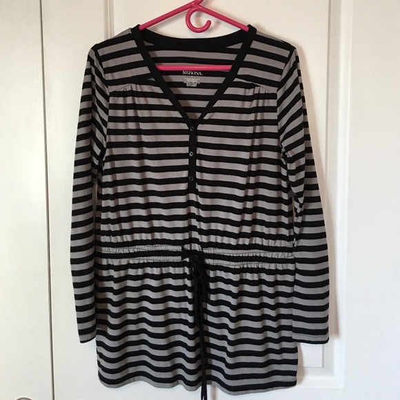 Black and gray striped tunic