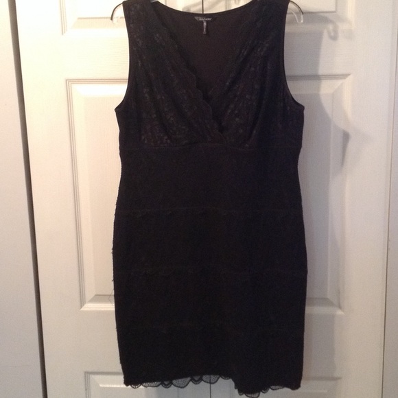 BLACK COCKTAIL LACE DRESS
