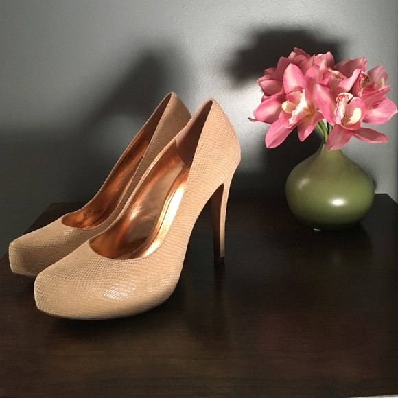 BCBGeneration Nude Heels