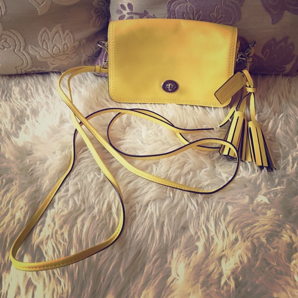 Coach mini yellow crossbody bag Clearance