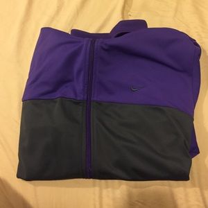 Nike sweatshirt