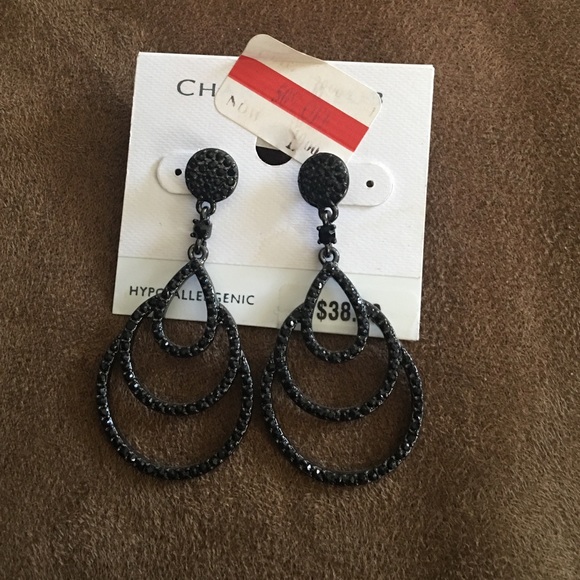 Chandelier earrings
