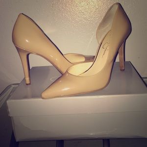 Jessica Simpson pointed toe heels