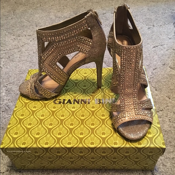 Gianni Bini Sianna Heels