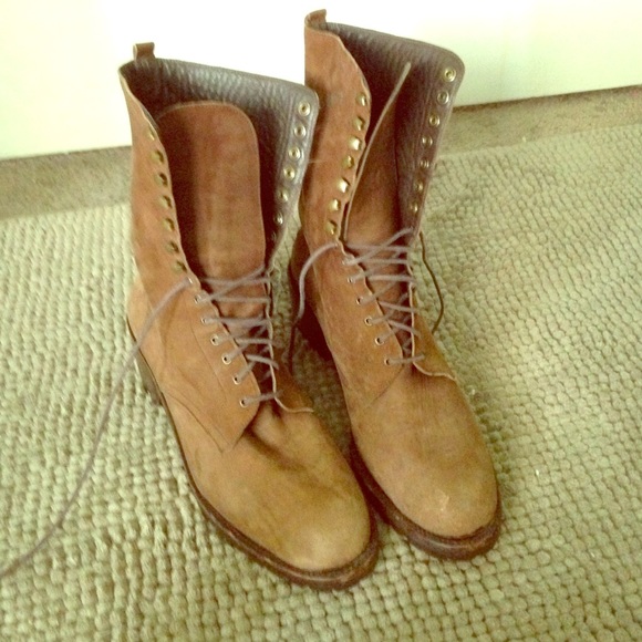 DKNY Boots