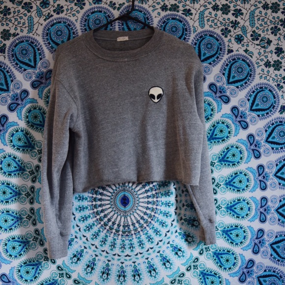 Brandy Melville Sweaters - Brandy Melville Alien Sweatshirt