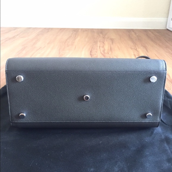 🚫SOLD🚫 SAINT LAURENT SAC DE JOUR PURSE SMALL - Picture 3 of 4