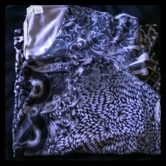 Printed long sleeve shirt