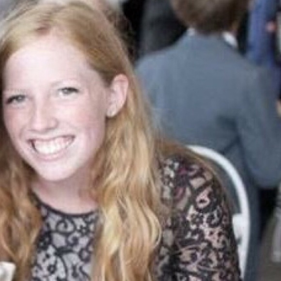 Meet your Posher, Danielle - Picture 1 of 1