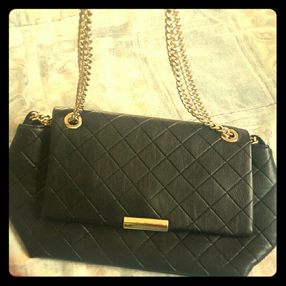 Sassy black large chain purse from Forever 21 - Picture 1 of 2
