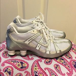 Nike shocks