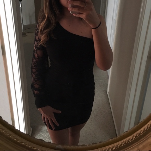 One sleeve black dress - Picture 1 of 3