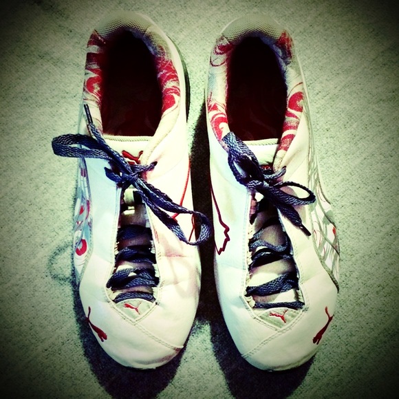 Not for sale - part of bundle Women's Puma shoes