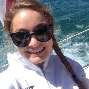 Meet your Posher, Bailey