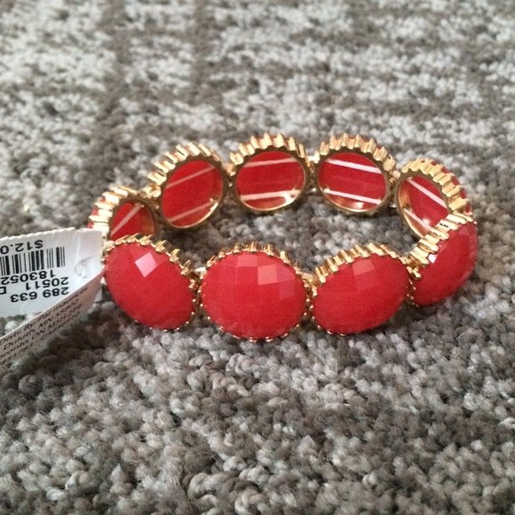 *donated* Got as a gift, too big for me