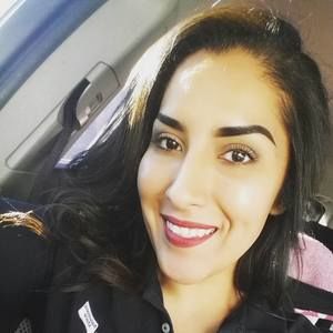 Meet your Posher, Ana