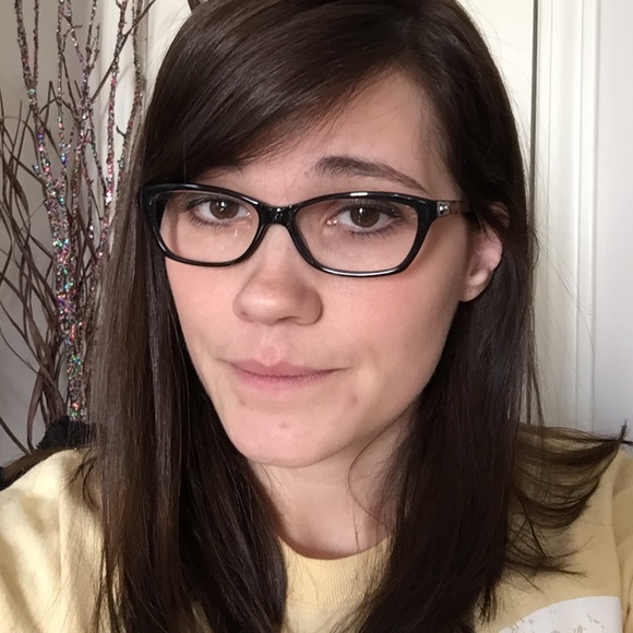 Meet your Posher, Jillian