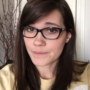 Meet your Posher, Jillian