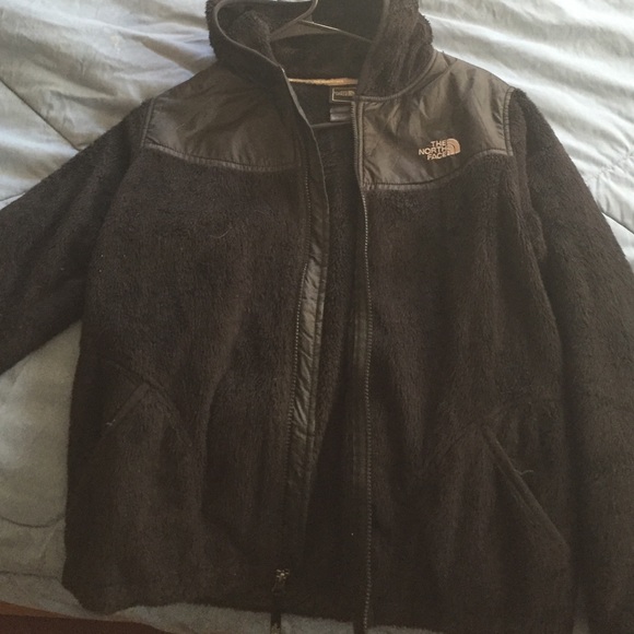 Oso north face jacket XL IN YOUTH!!!!